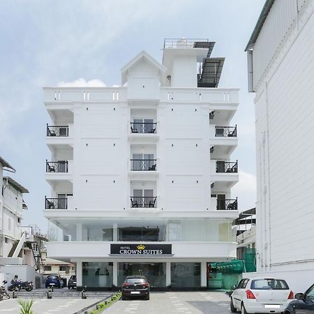 Hotel Crown Suites Kochi Zewnętrze zdjęcie