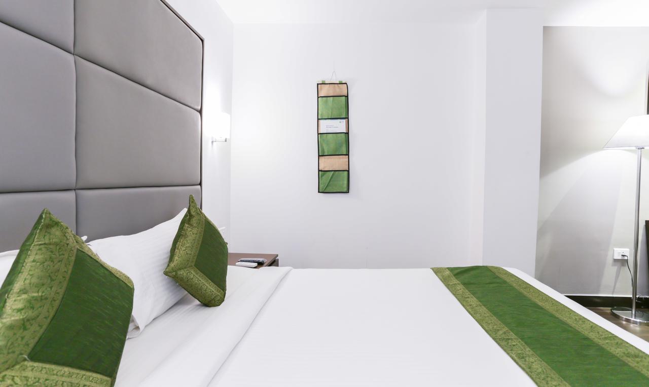 Hotel Crown Suites Kochi Zewnętrze zdjęcie