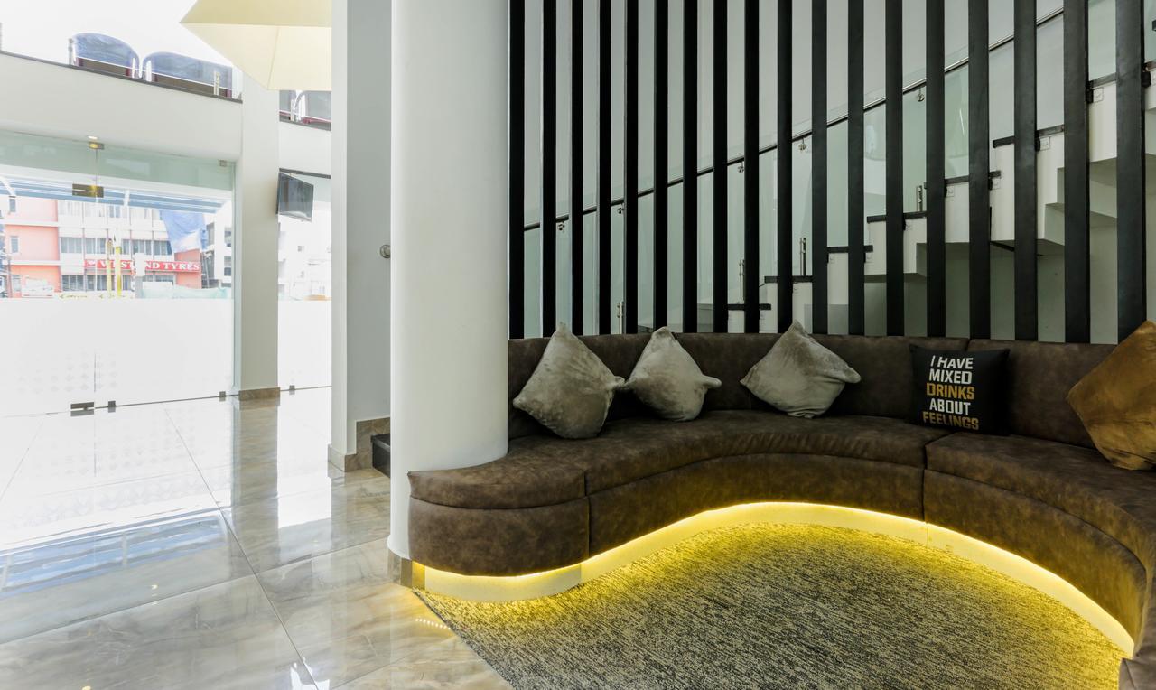 Hotel Crown Suites Kochi Zewnętrze zdjęcie